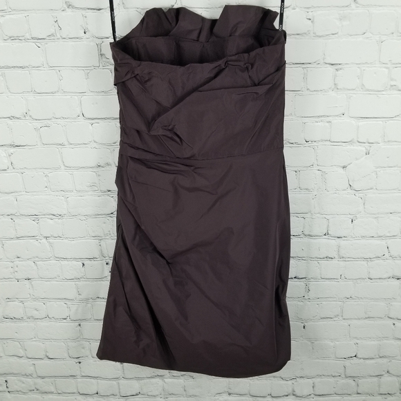 KOOKAI | Burgandy burgundy strapless ruched dress - Picture 3 of 7